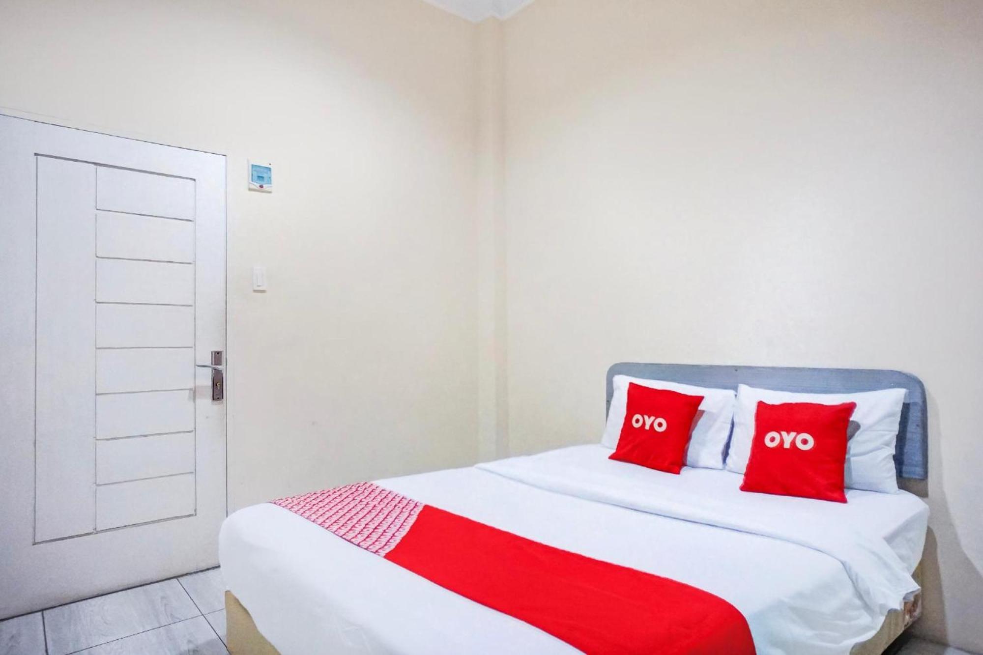 Hotel O Medan City Near Lapangan Benteng Formerly Ralica Residence Экстерьер фото