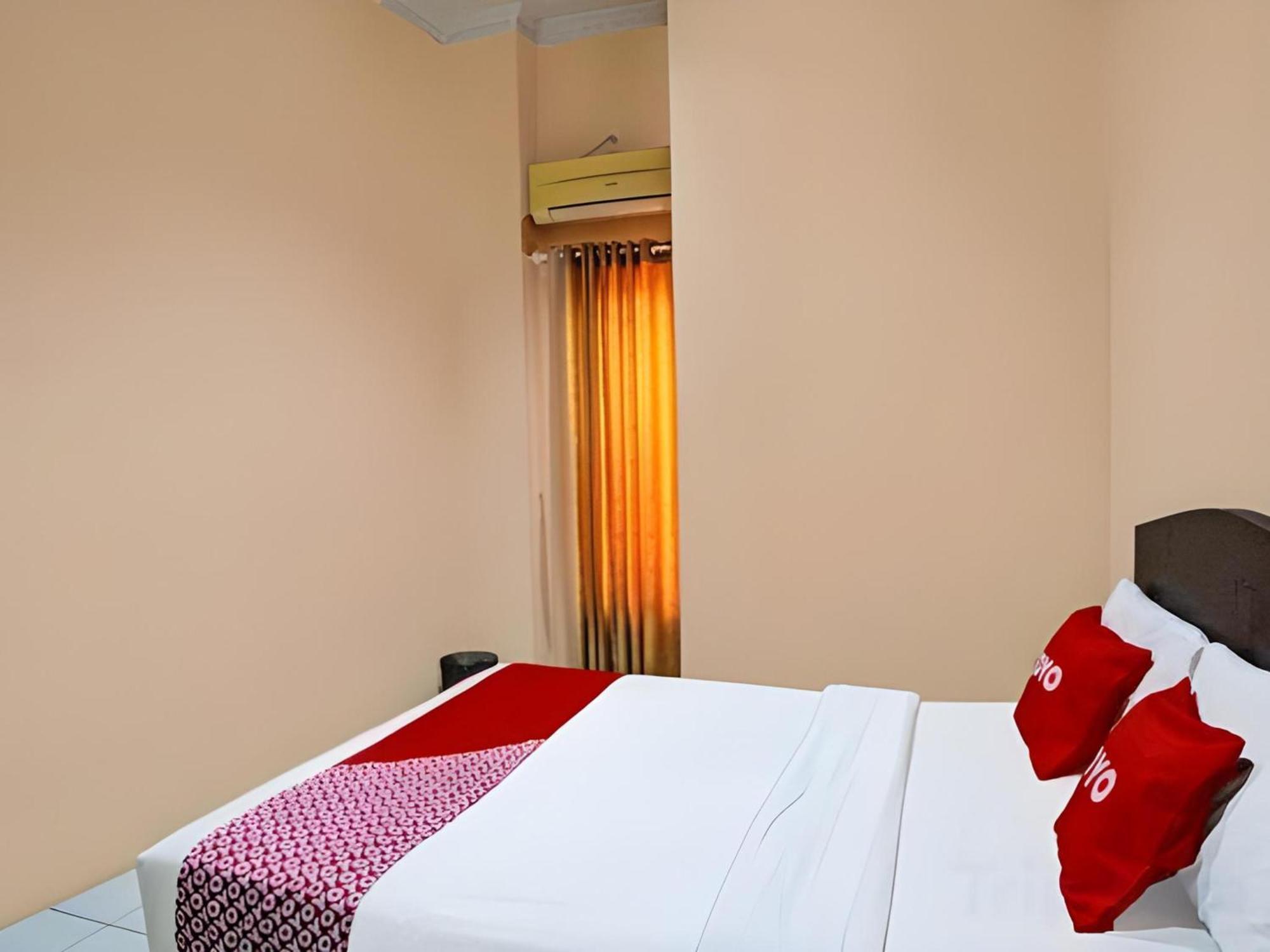 Hotel O Medan City Near Lapangan Benteng Formerly Ralica Residence Экстерьер фото