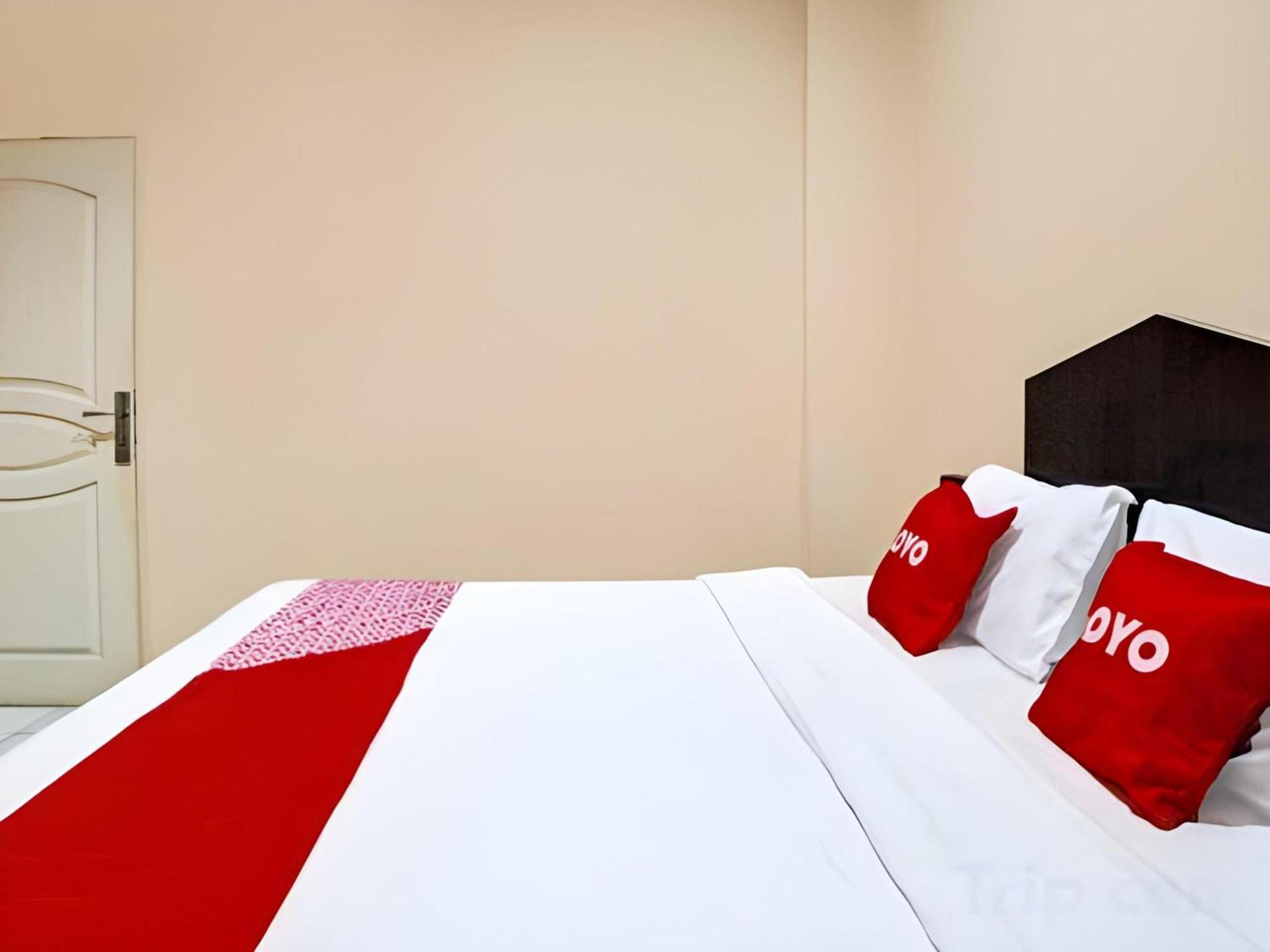 Hotel O Medan City Near Lapangan Benteng Formerly Ralica Residence Экстерьер фото