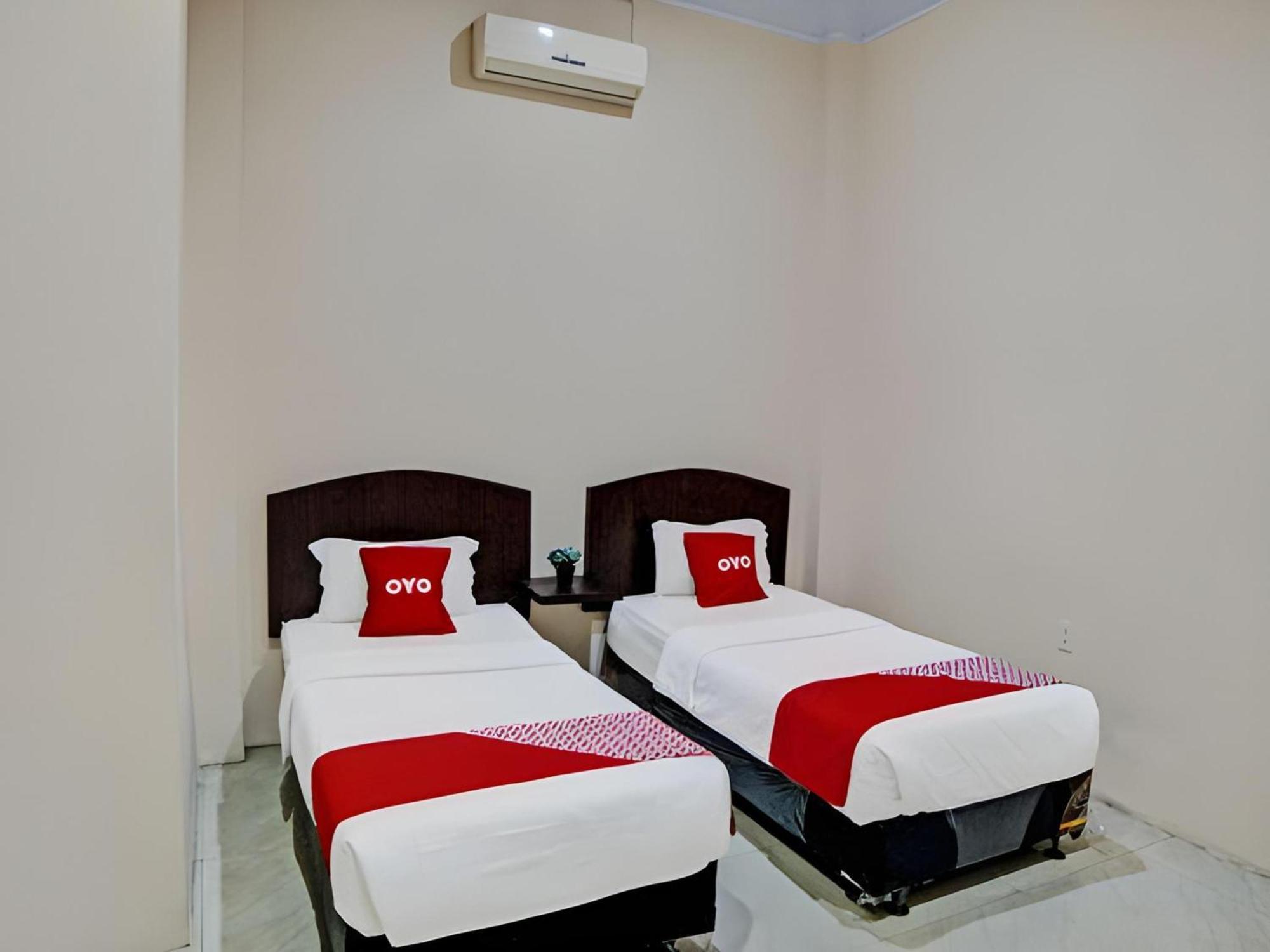Hotel O Medan City Near Lapangan Benteng Formerly Ralica Residence Экстерьер фото