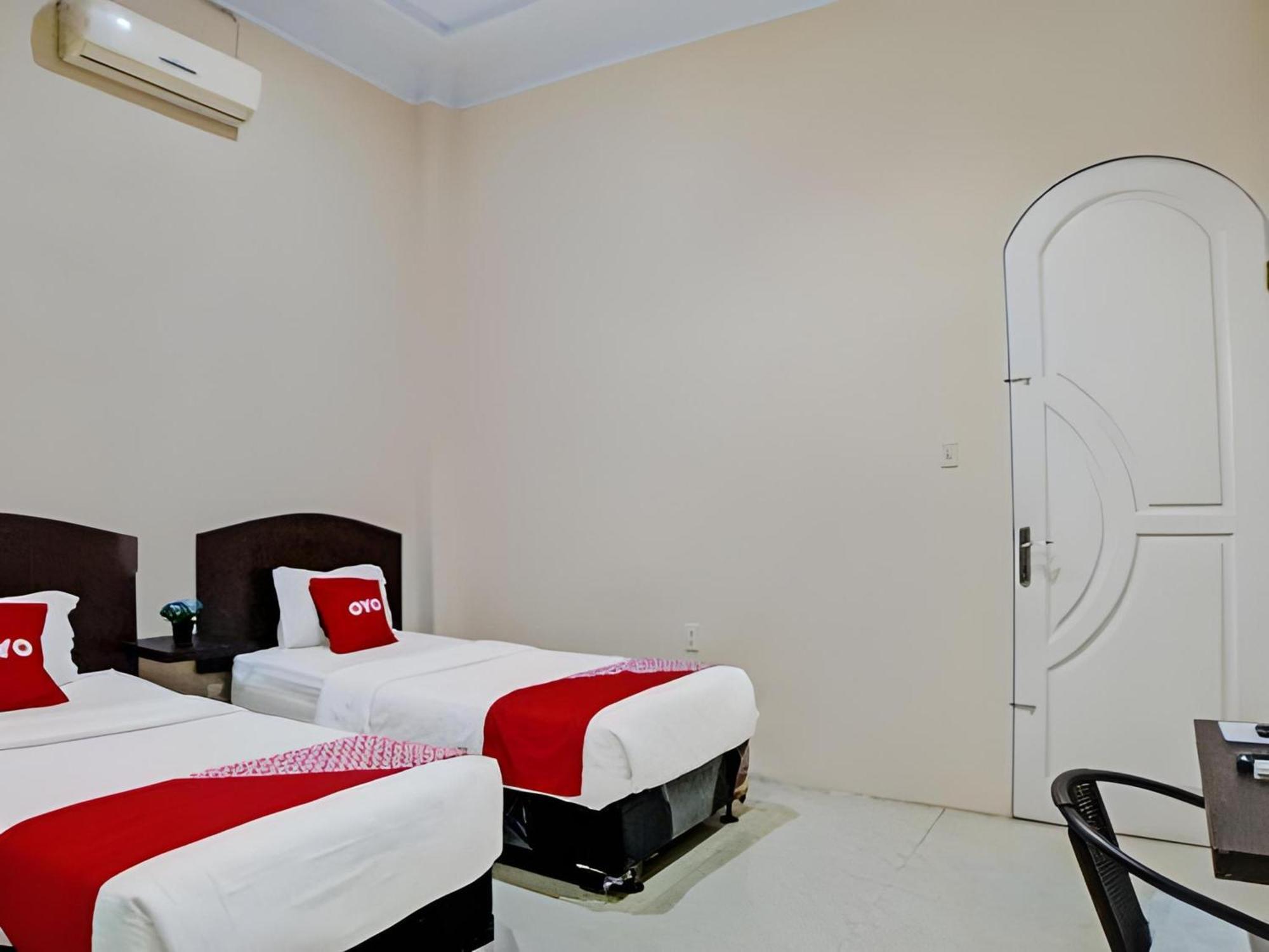 Hotel O Medan City Near Lapangan Benteng Formerly Ralica Residence Экстерьер фото