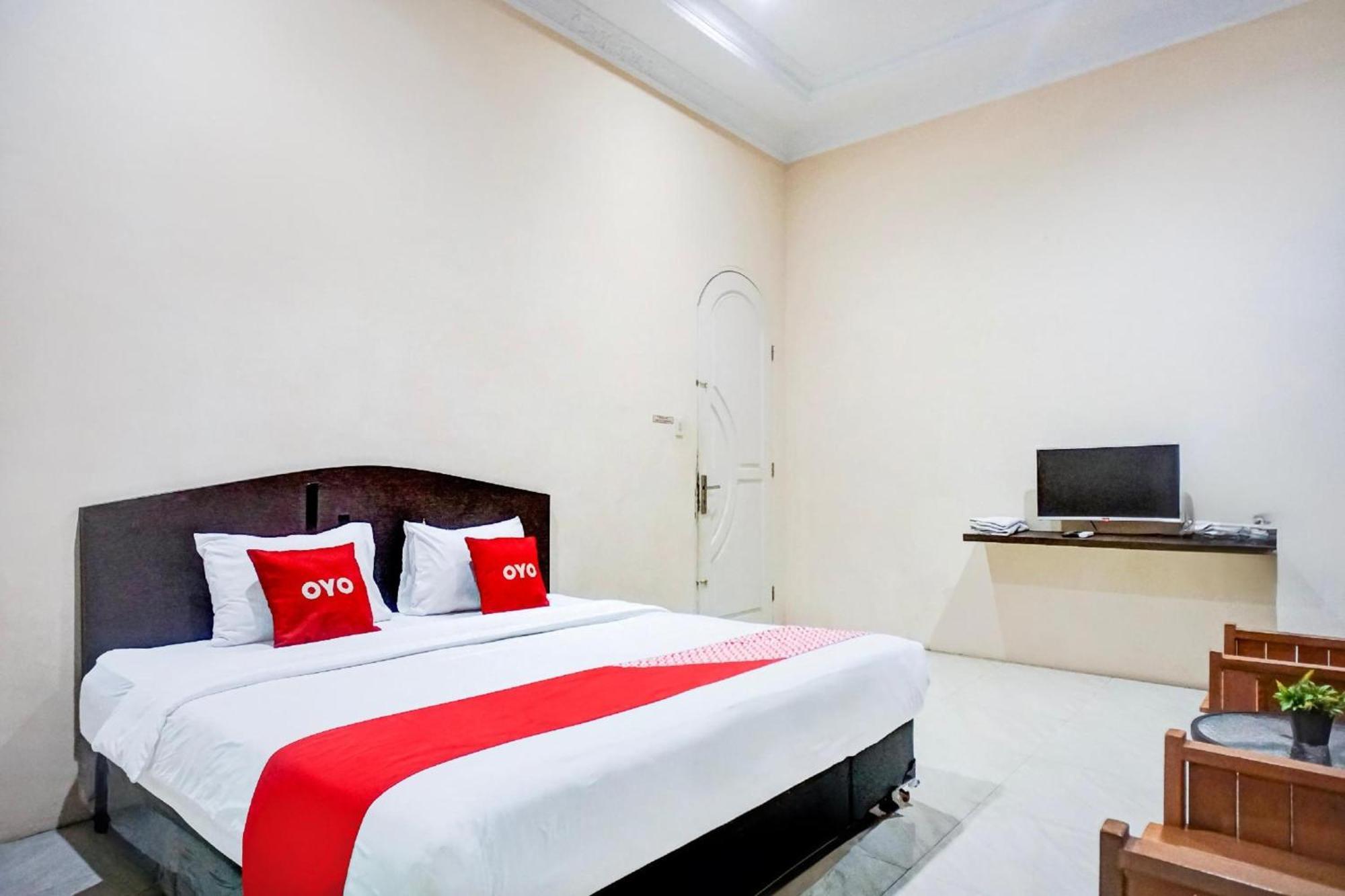 Hotel O Medan City Near Lapangan Benteng Formerly Ralica Residence Экстерьер фото