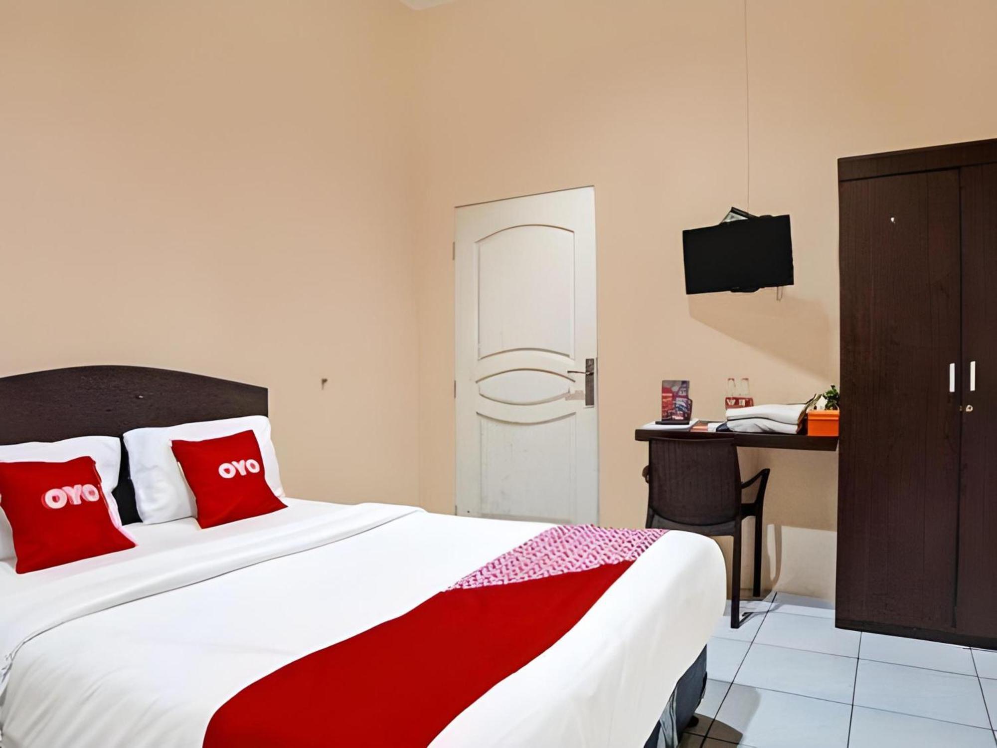 Hotel O Medan City Near Lapangan Benteng Formerly Ralica Residence Экстерьер фото
